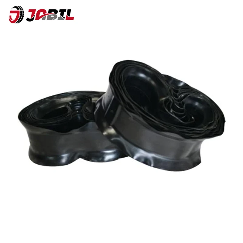 Melyek a gumiabroncs csappantyúk szerkezeti jellemzői?